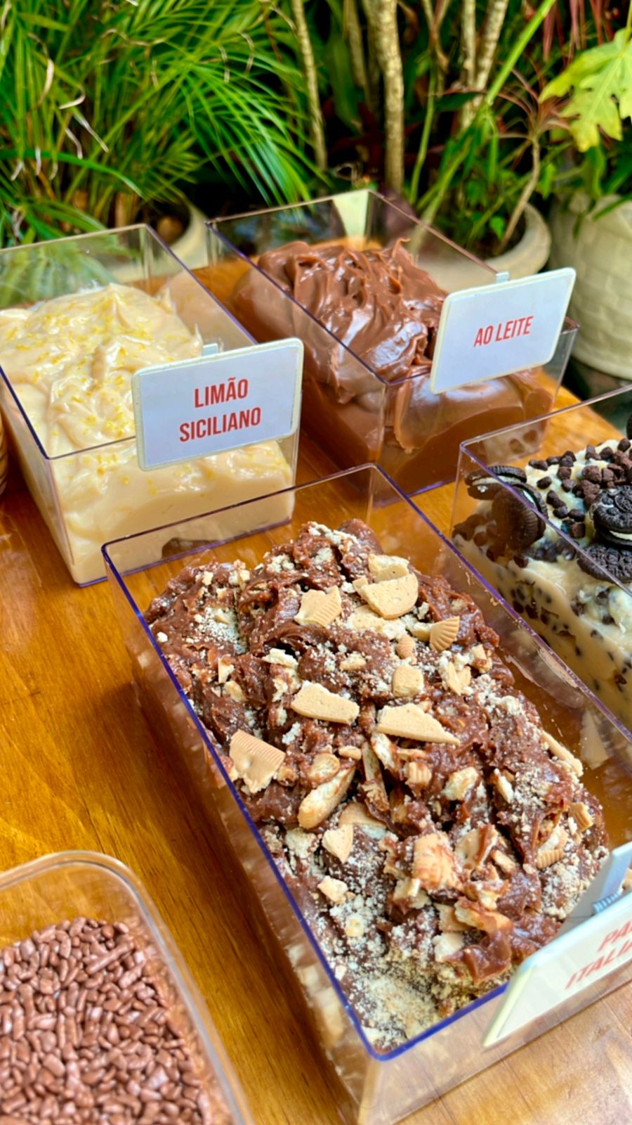 Brigadeiros gourmet em diversos sabores